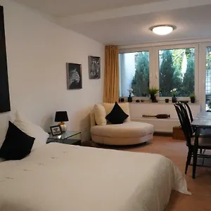 900m To Exhibition Apartment Düsseldorf